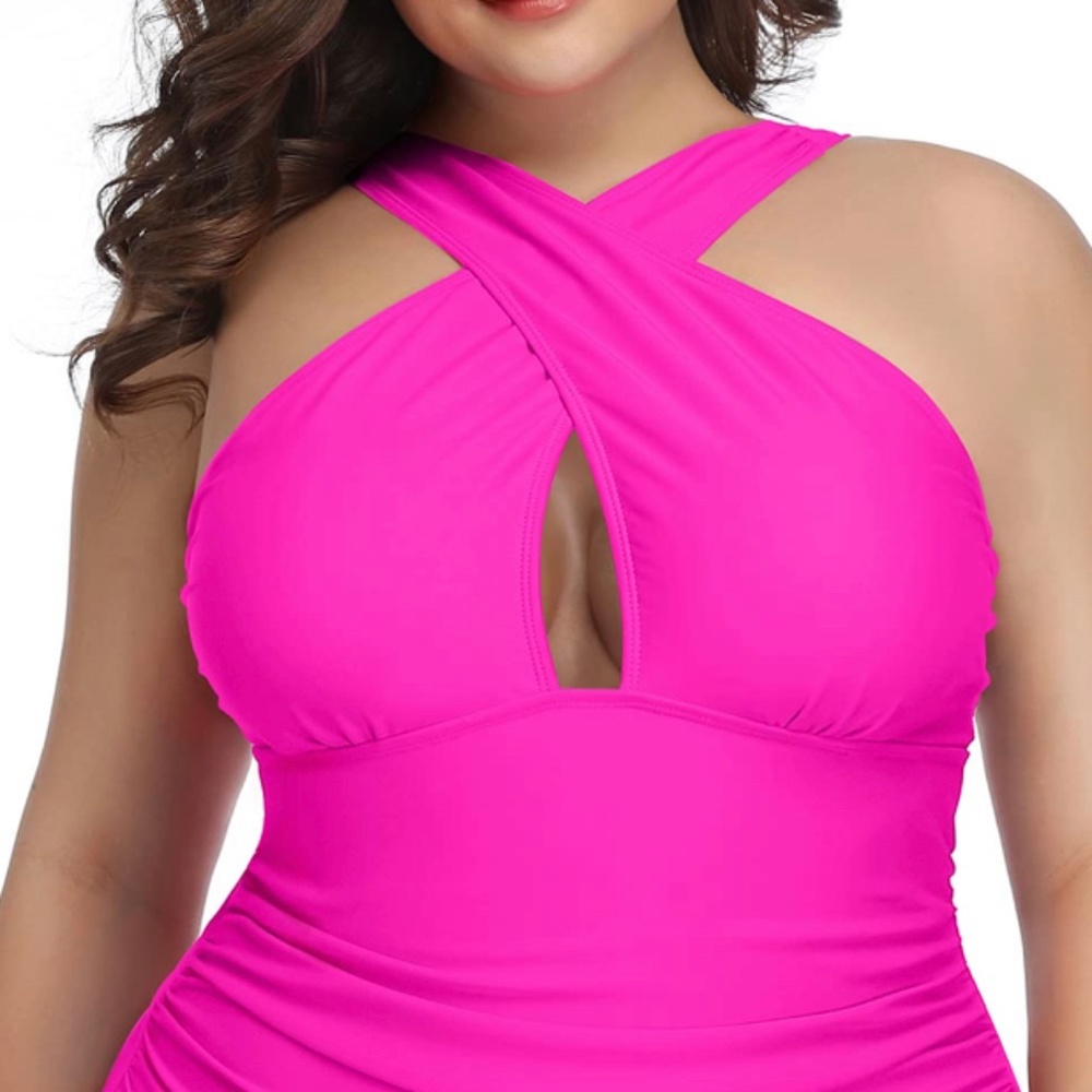Front Cross Plus Size One Piece Swimsuits Tummy Control Keyhole Bathing Suits